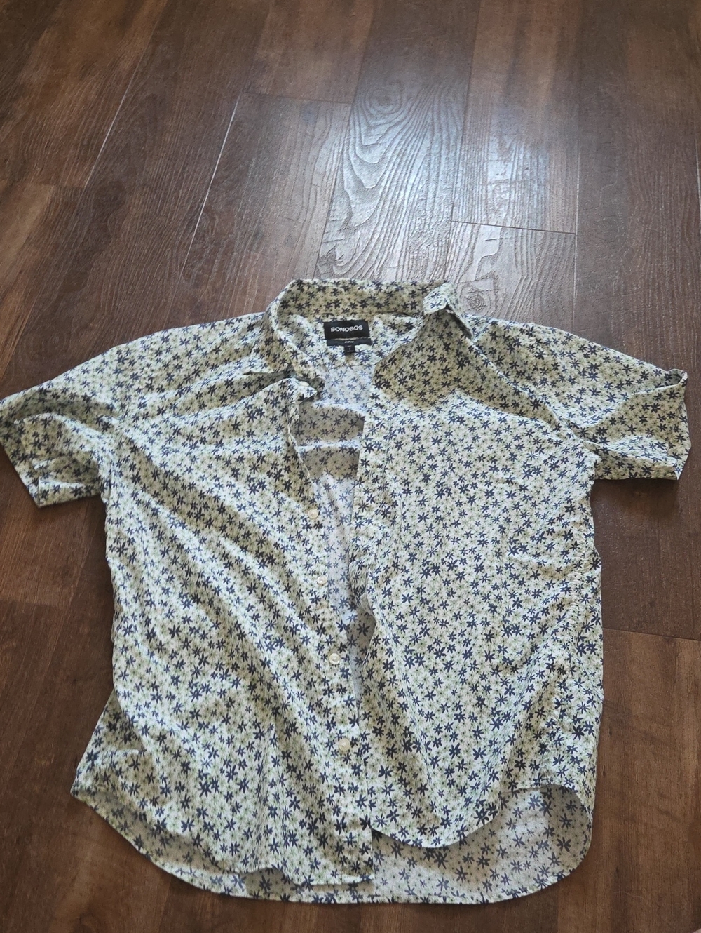 Bonobos White Short-Sleeve Button-Up Shirt with Navy And Green Floral Print